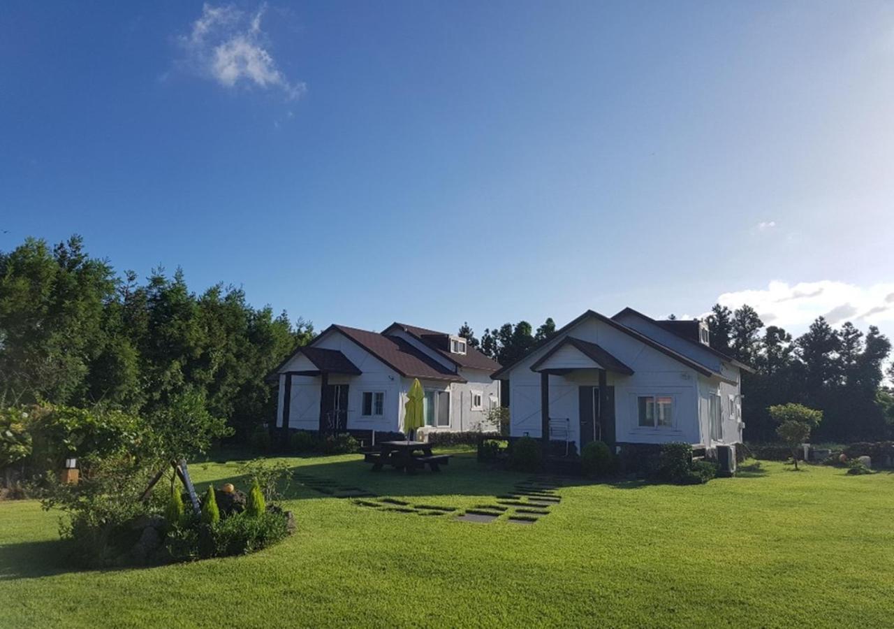 Jeju Haepoomdal Pension Buitenkant foto