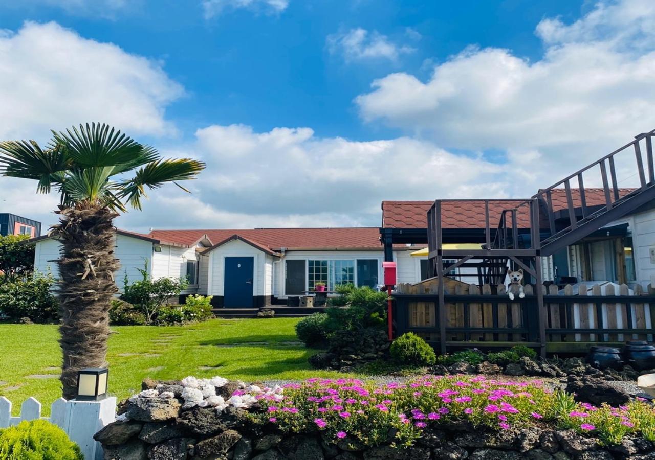 Jeju Haepoomdal Pension Buitenkant foto