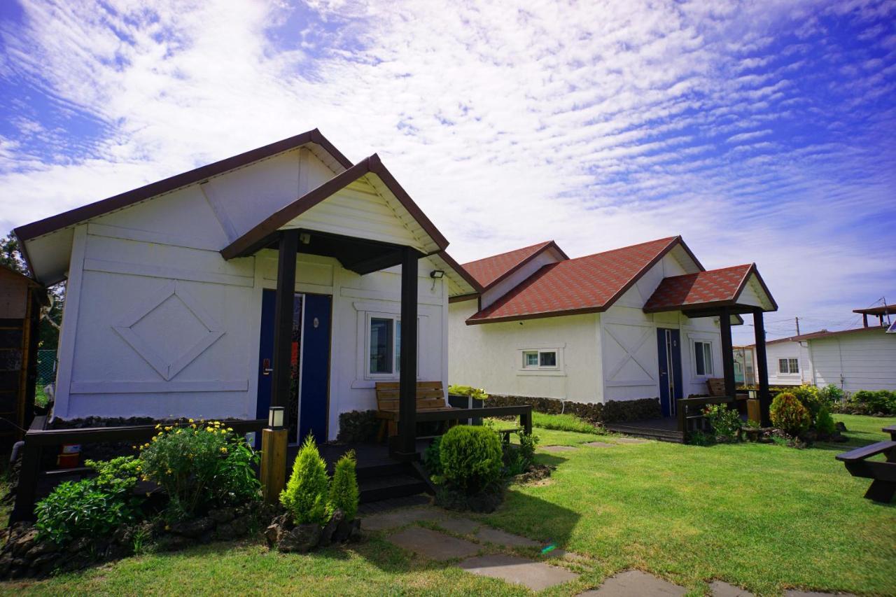 Jeju Haepoomdal Pension Buitenkant foto